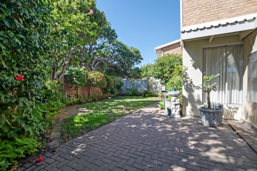 3 Bedroom Property for Sale in Table View Western Cape